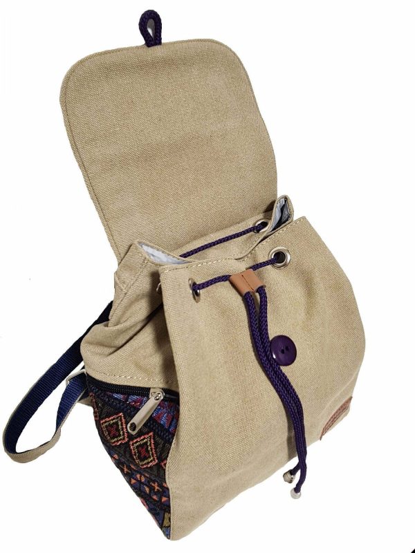 Рюкзак з гобеленовим декором кольору пісок