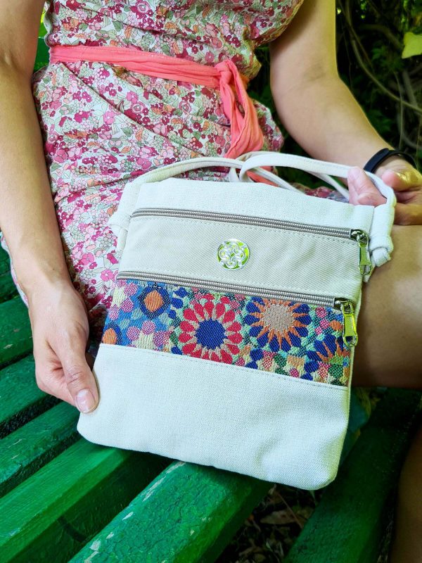 Міні сумка "три кишені" з квітковим декором