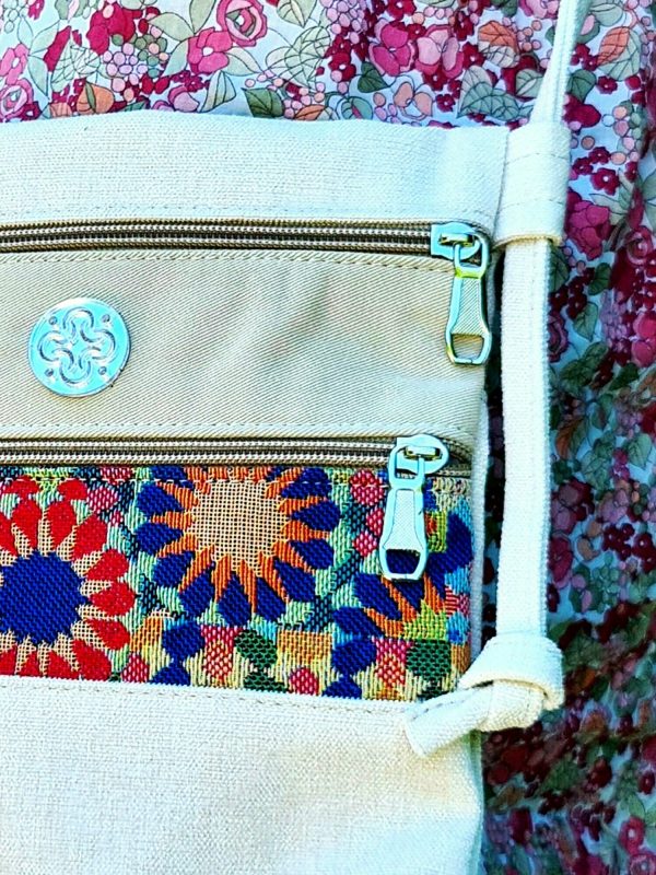 Міні сумка "три кишені" з квітковим декором