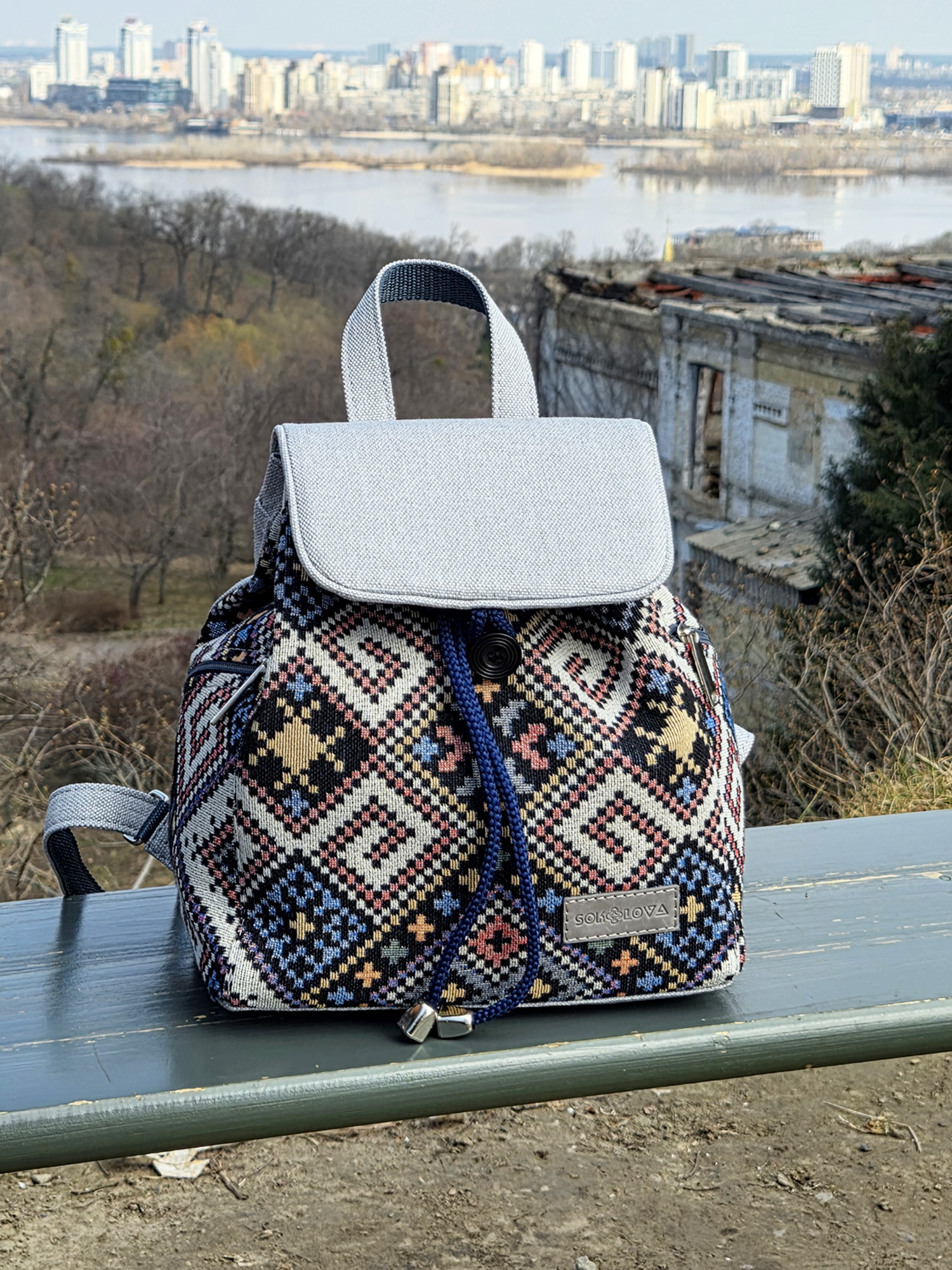 Наплічник в українському стилі (18928) Наплічник в українському стилі (18928)